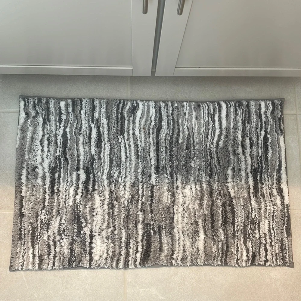 Bath Mat Set - Gray and White